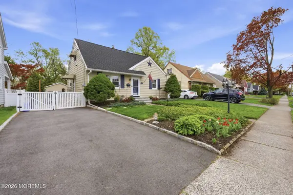 44 Bromley Place, Bloomfield, NJ 07003