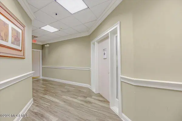 802 W Park Avenue #221, Ocean Twp, NJ 07712