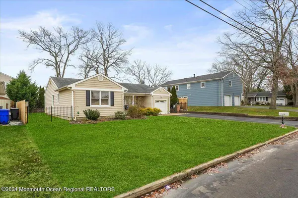 328 23rd Avenue, Brick, NJ 08724