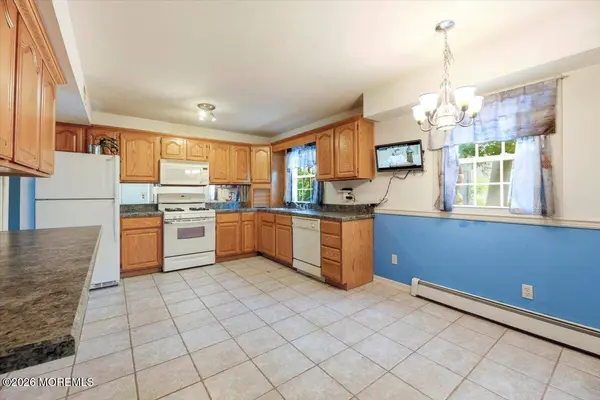 5 Morey Lane, Brick, NJ 08723