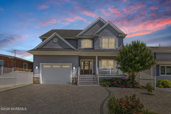 23 W Coral Drive