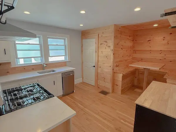 23 Leonard Rd Weymouth #23, Weymouth, MA 02191