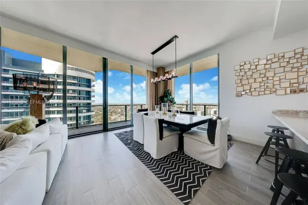 1300 S Miami Ave #PH5110, Miami, FL 33130