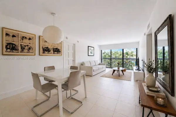 255 Galen Dr #3E, Key Biscayne, FL 33149