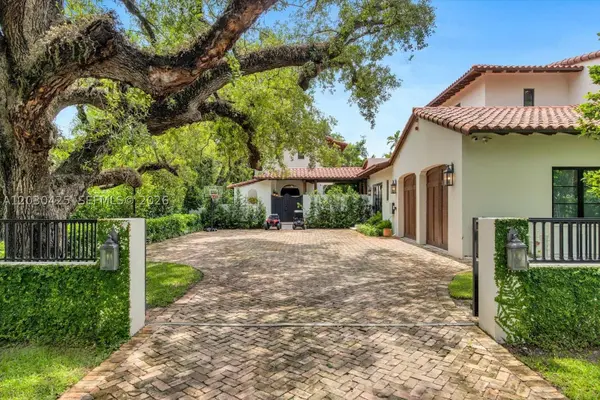 545 San Antonio Ave, Coral Gables, FL 33146