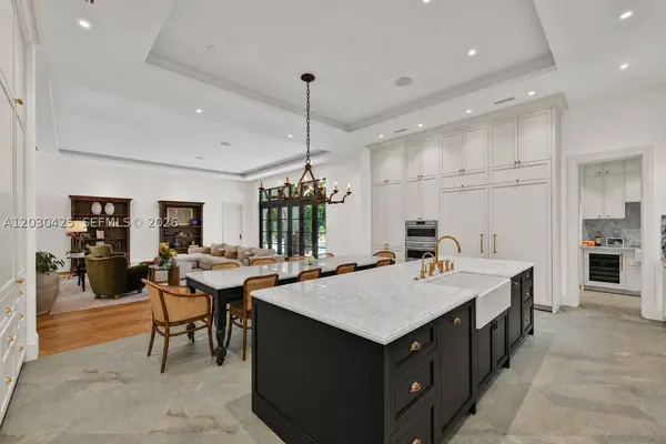 545 San Antonio Ave, Coral Gables, FL 33146