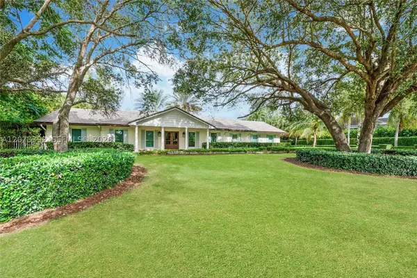 7345 SW 152nd St, Palmetto Bay, FL 33157