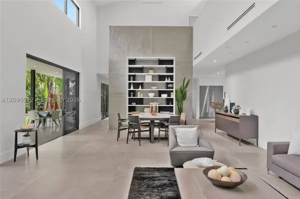 10 Samana Dr, Miami, FL 33133