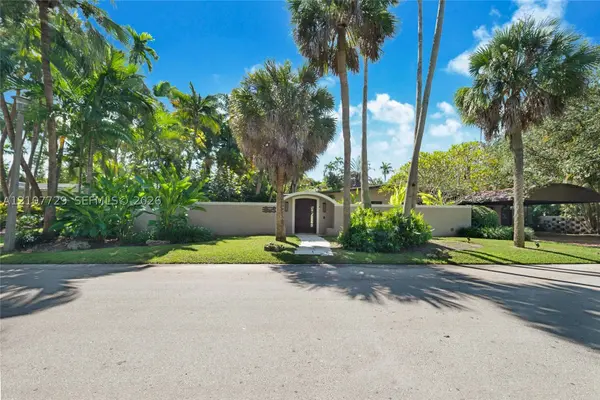 3620 Battersea Rd #3620, Miami, FL 33133