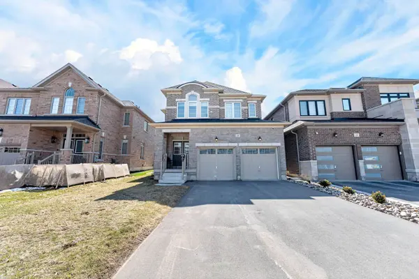 235 Ferragine CRES, Bradford West Gwillimbury, ON L3Z 4K1