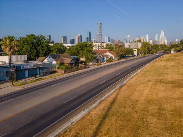 1805 E 7th ST, Austin, TX 78702