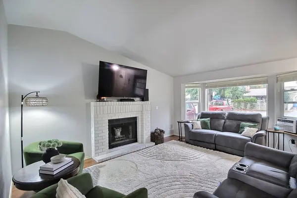 14512 2nd Ave E, Tacoma, WA 98445-1300