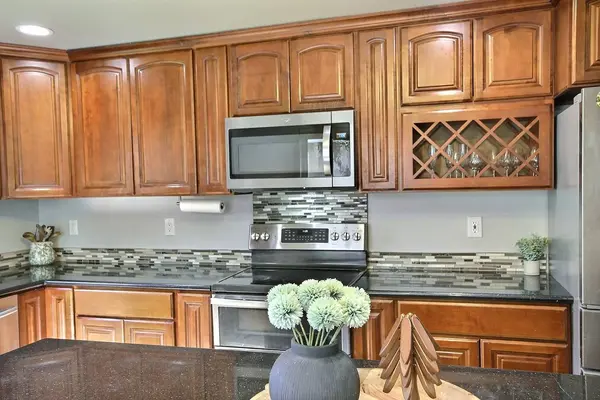14512 2nd Ave E, Tacoma, WA 98445-1300