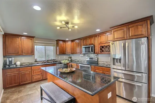 14512 2nd AVE E, Tacoma, WA 98445
