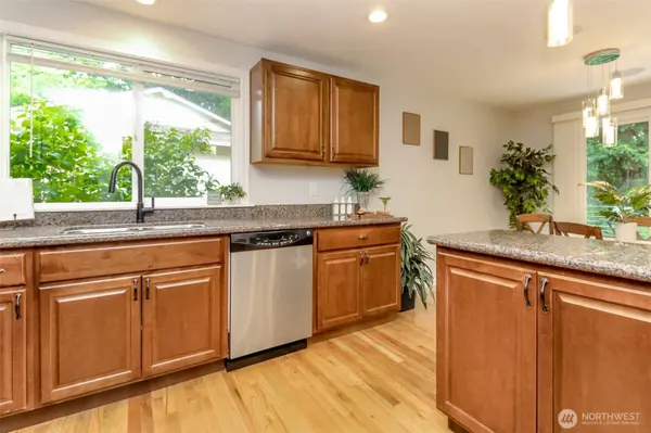 3716 SW 328th PL, Federal Way, WA 98023