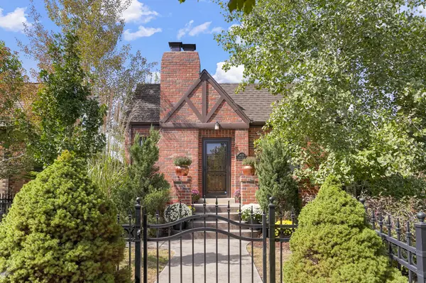 4025 Perry St, Denver, CO 80212-2171