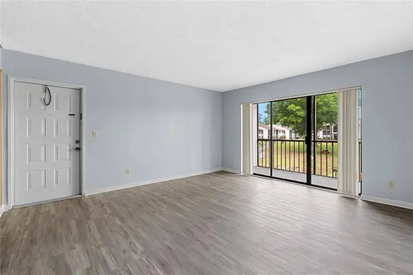 8203 SUN SPRING CIR #62, Orlando, FL 32825