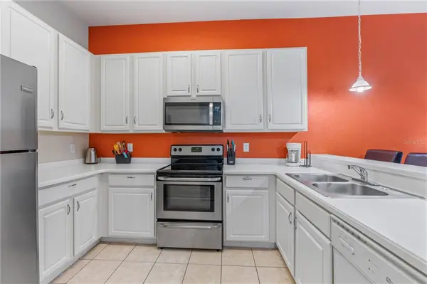 911 NEW PROVIDENCE #911, Davenport, FL 33897