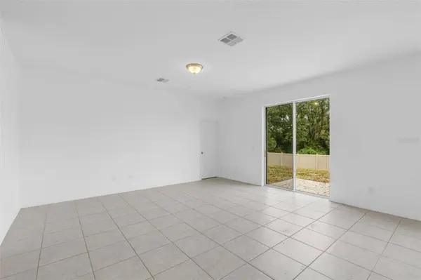 663 FAIRVIEW AVE, Haines City, FL 33844
