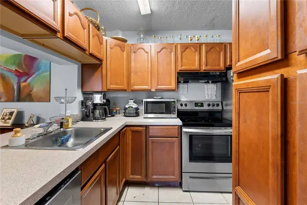 8217 SUN SPRING CIR #72, Orlando, FL 32825