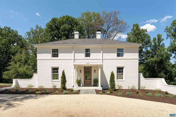 104 BEDFORD PL