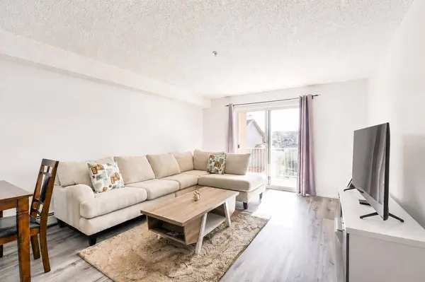 3000 Citadel Meadow PT NW #207, Calgary, AB T3G 5N5