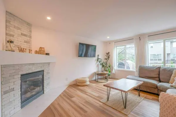 282 Chapalina TER SE, Calgary, AB T2X 0B2