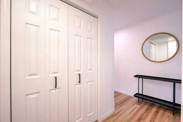 282 Chapalina TER SE, Calgary, AB T2X 0B2