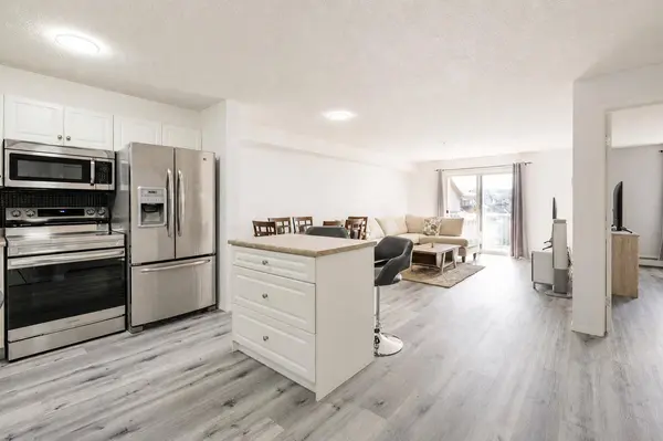 3000 Citadel Meadow PT NW #207, Calgary, AB T3G 5N5
