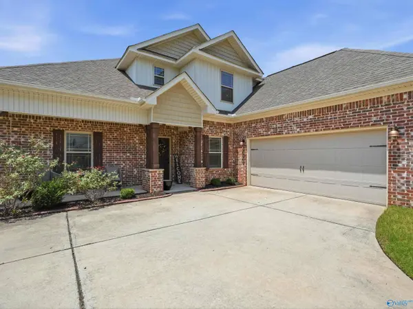 106 Ivy Vine Drive, Toney, AL 35773