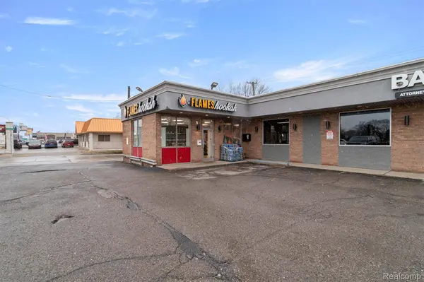 25462 Ford RD, Dearborn Heights, MI 48127