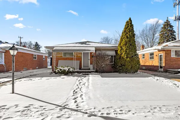 5949 N Lafayette ST, Dearborn Heights, MI 48127