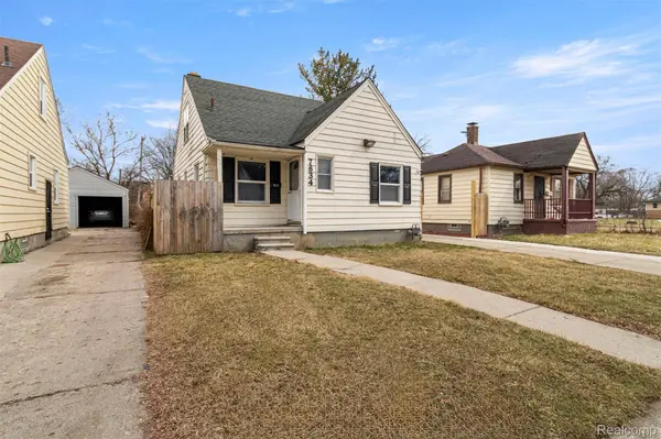 7634 Warwick ST, Detroit, MI 48228