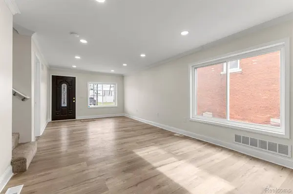 4535 Mead ST, Dearborn, MI 48126