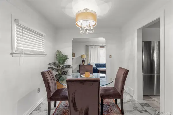 1803 N Rosevere AVE, Dearborn, MI 48128