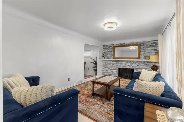 1803 N Rosevere AVE, Dearborn, MI 48128