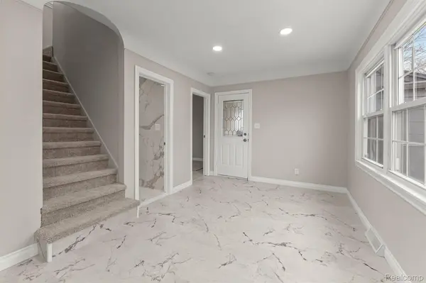 2841 Homeplace ST, Dearborn, MI 48124