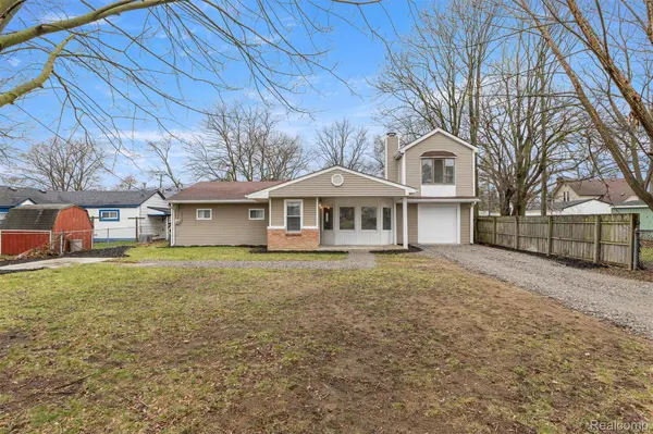 36850 Perry ST, Romulus, MI 48174