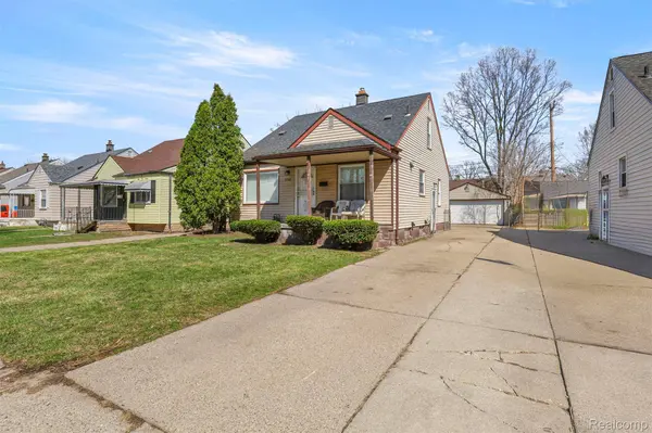 5708 Warwick ST, Detroit, MI 48228