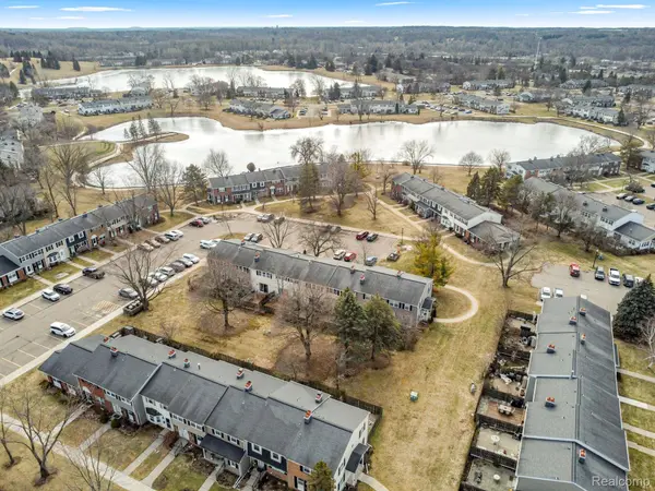 19767 Hayes CT, Northville Township, MI 48167