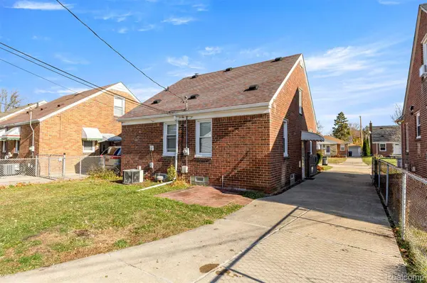 2011 Burger ST, Dearborn, MI 48128