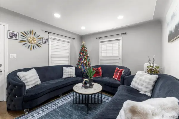 2011 Burger ST, Dearborn, MI 48128