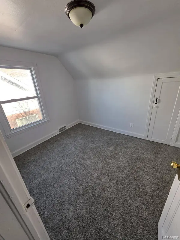 7230 Ashton AVE, Detroit, MI 48228