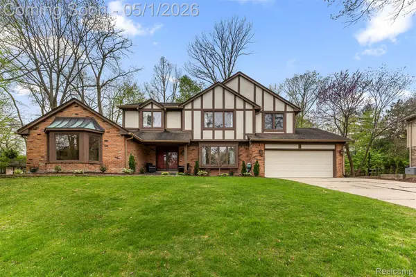38605 Deerwood CT, Northvillecity_oakland, MI 48167