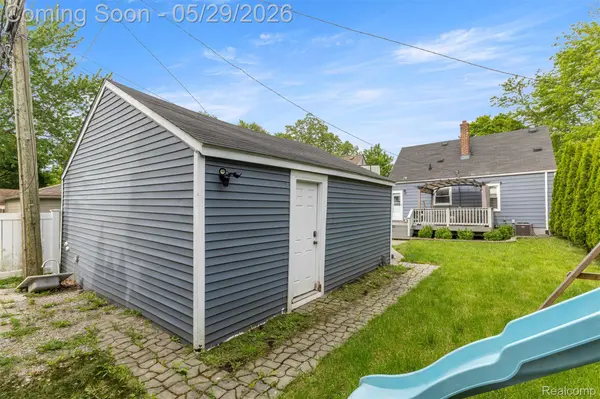 3419 Woodside ST, Dearborn, MI 48124
