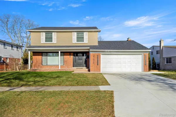 27020 Havelock DR, Dearborn Heights, MI 48127