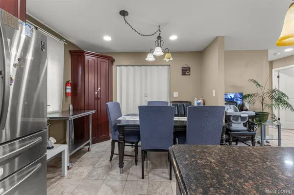 7644 Steadman ST, Dearborn, MI 48126