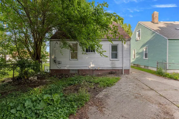 7415 Plainview AVE, Detroit, MI 48228