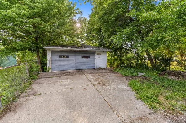 7415 Plainview AVE, Detroit, MI 48228