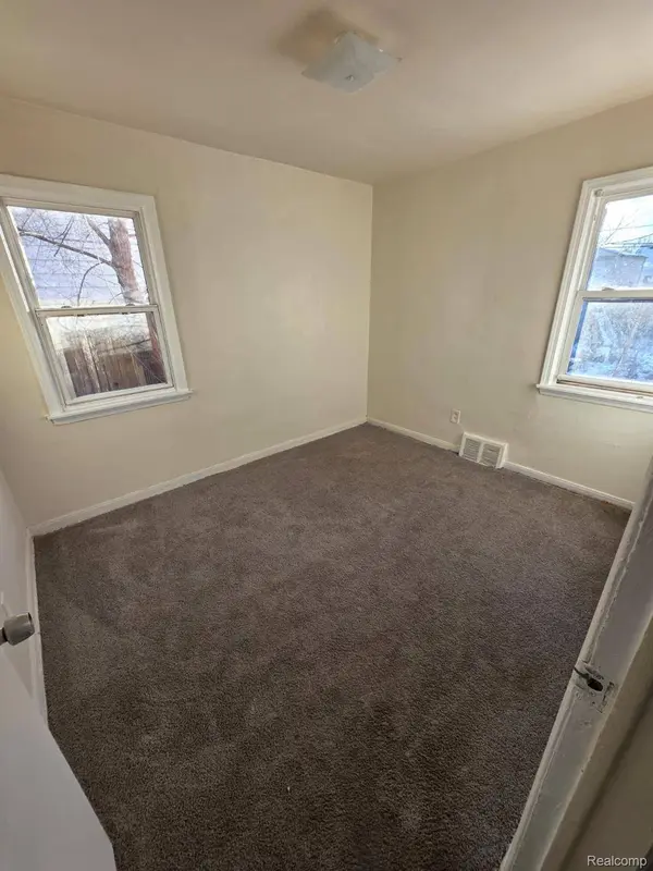 6409 Archdale ST, Detroit, MI 48228